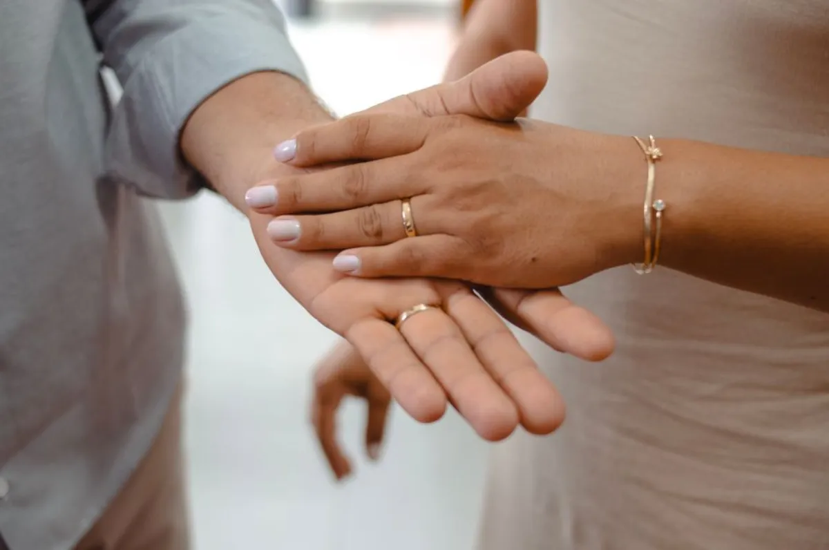 couple hands